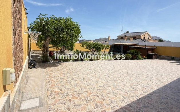 Resale - Villa - Orihuela - Orihuela Centro