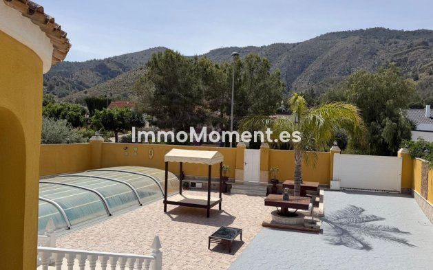 Resale - Villa - Orihuela - Orihuela Centro