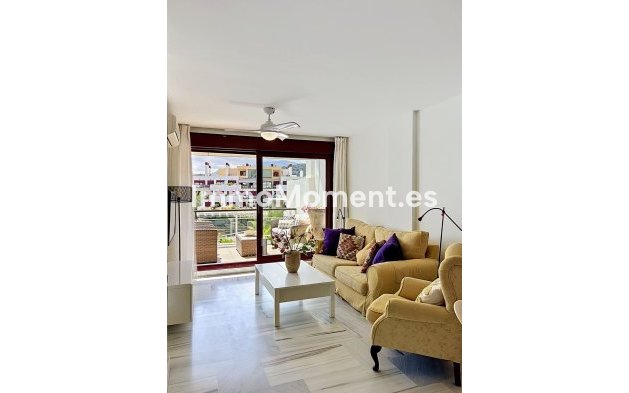 Wiederverkauf - Wohnung - Estepona  - Selwo