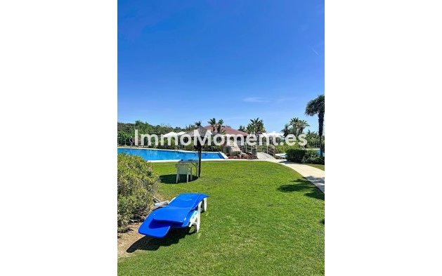 Wiederverkauf - Wohnung - Estepona  - Selwo
