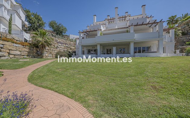 Revente - Appartement - Marbella - Nueva Andalucía