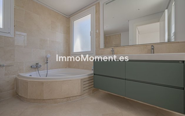 Revente - Appartement - Marbella - Nueva Andalucía