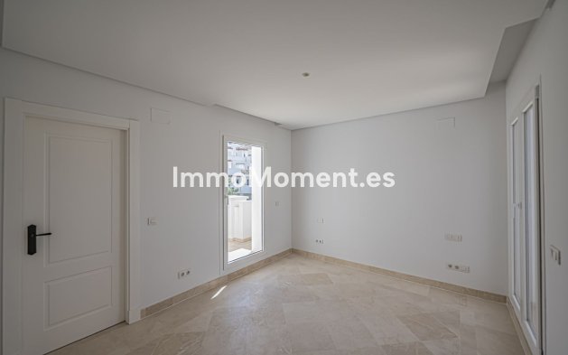 Revente - Appartement - Marbella - Nueva Andalucía