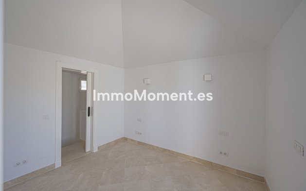 Revente - Appartement - Marbella - Nueva Andalucía