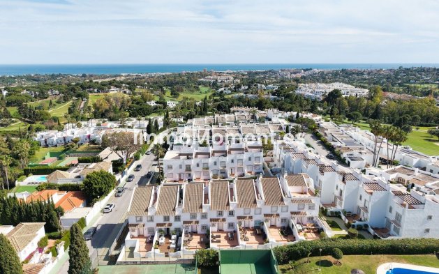 Wiederverkauf - Reihenhaus - Marbella - Nueva Andalucía