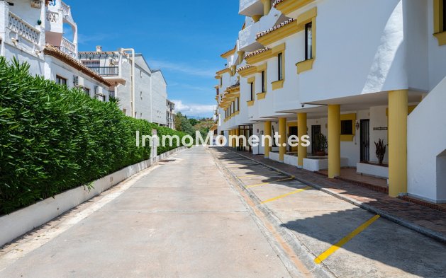 Resale - Apartment - Mijas - Calahonda