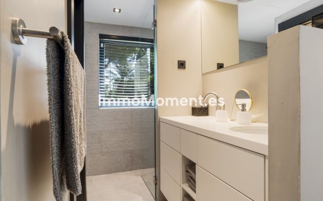 Resale - Detached villa - Marbella - El Rosario