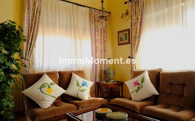 Resale - Villa - Orihuela - Orihuela Centro