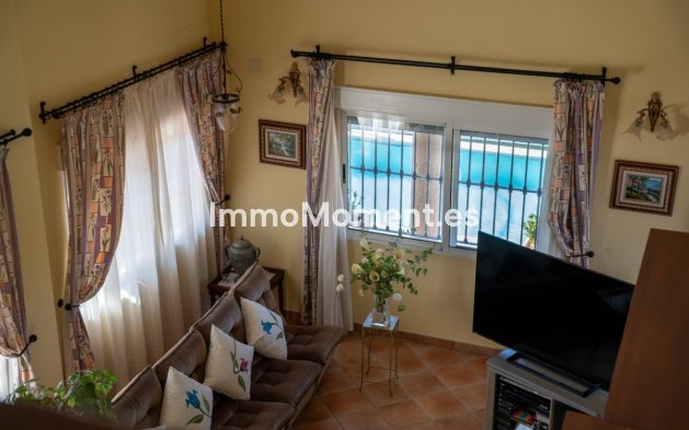 Resale - Villa - Orihuela - Orihuela Centro