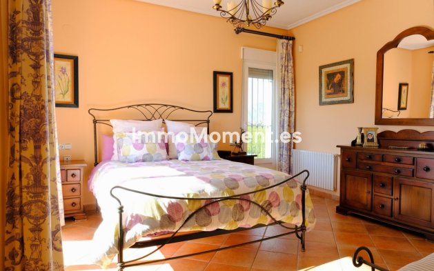 Resale - Villa - Orihuela - Orihuela Centro