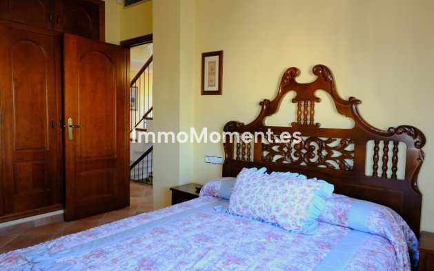 Resale - Villa - Orihuela - Orihuela Centro