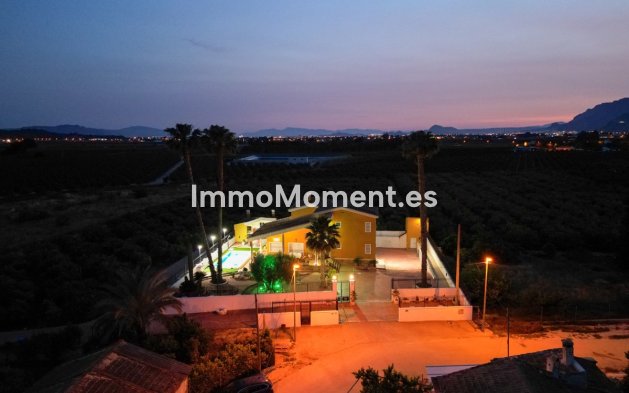 Resale - Villa - Orihuela - Orihuela Centro