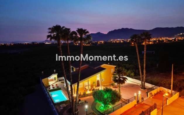 Resale - Villa - Orihuela - Orihuela Centro