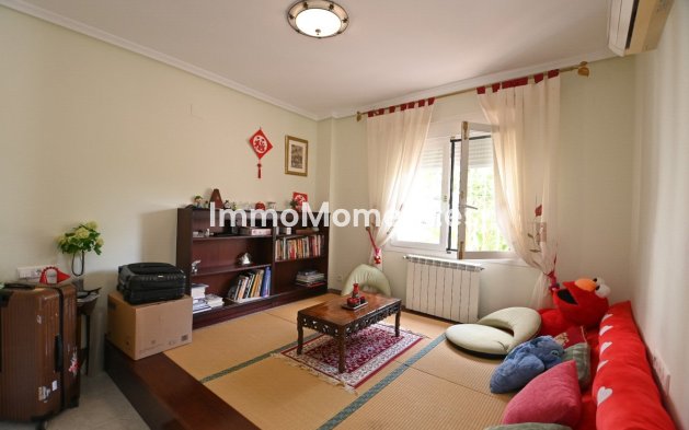 Resale - Villa - Orihuela - Orihuela Costa