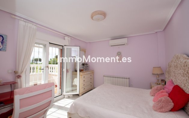 Resale - Villa - Orihuela - Orihuela Costa