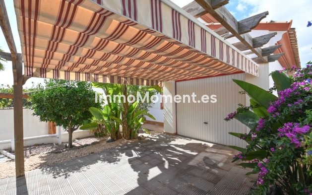 Resale - Villa - Orihuela - Orihuela Costa