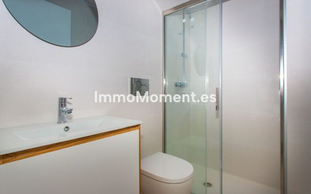 Resale - Apartment - Torrevieja - Torrevieja Centro