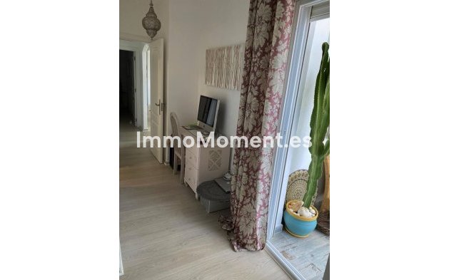 Wiederverkauf - Wohnung - Estepona  - Estepona Centro