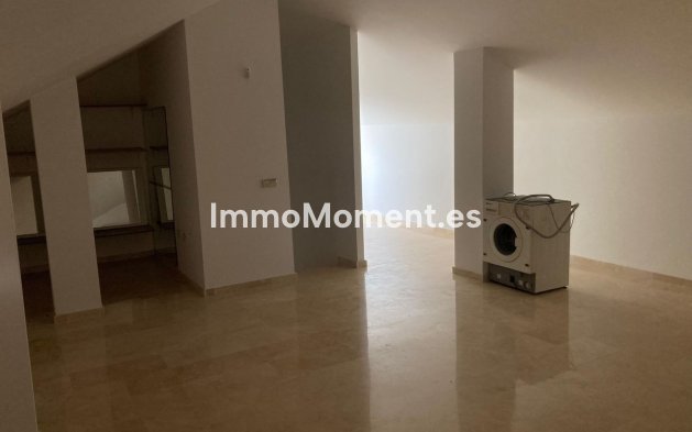 Bestaande woning - Appartement - Estepona  - Cancelada