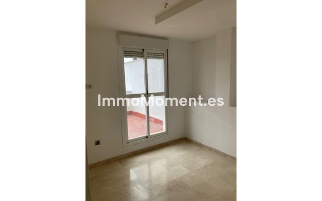 Bestaande woning - Appartement - Estepona  - Cancelada