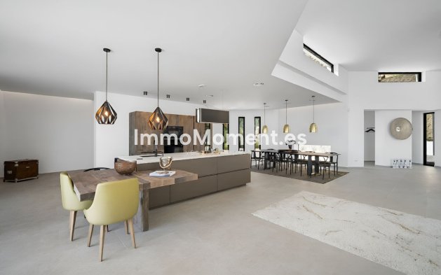 Bestaande woning - Vrijstaande villa - El Paraiso - New Golden Mile