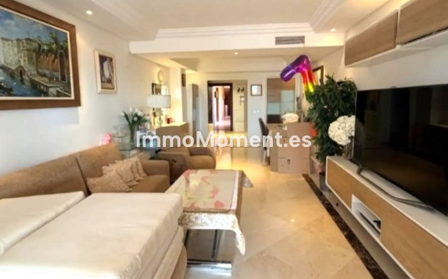 Wiederverkauf - Wohnung - Estepona  - Estepona Centro