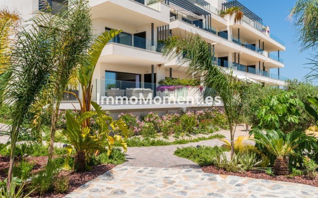 Resale - Apartment - Orihuela - Las Colinas Golf