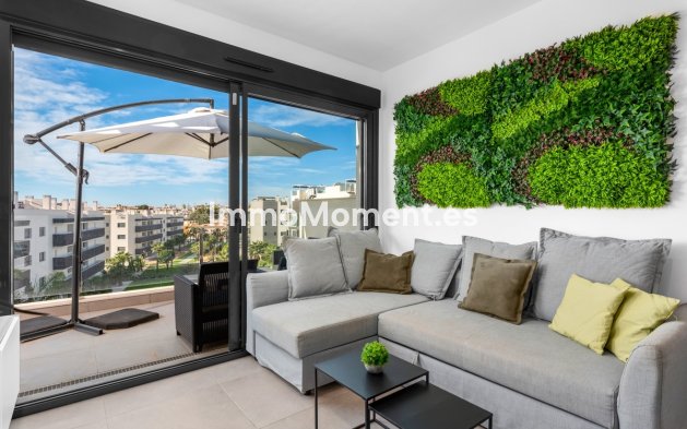 Resale - Apartment - Orihuela - Villamartin
