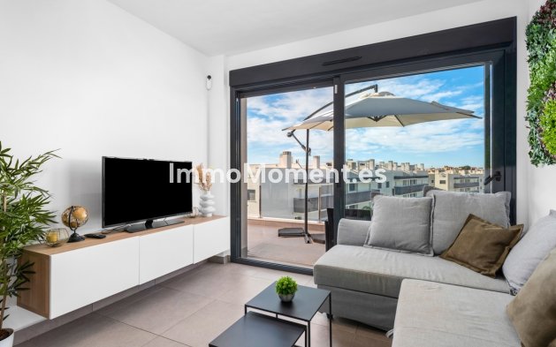 Resale - Apartment - Orihuela - Villamartin