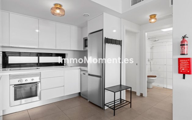Resale - Apartment - Orihuela - Villamartin