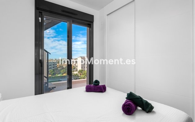 Resale - Apartment - Orihuela - Villamartin