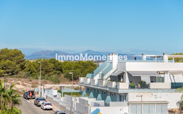 Resale - Apartment - Orihuela - Villamartin