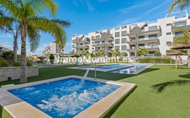 Resale - Apartment - Orihuela - Villamartin