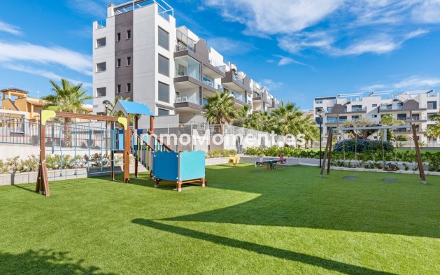Resale - Apartment - Orihuela - Villamartin