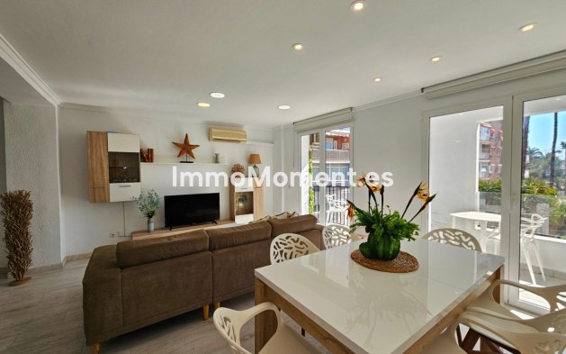 Resale - Apartment - Torrevieja - Torrevieja Centro