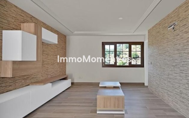 Wiederverkauf - Freistehende Villa - Marbella - Marbella Centro