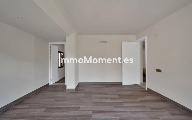 Wiederverkauf - Freistehende Villa - Marbella - Marbella Centro