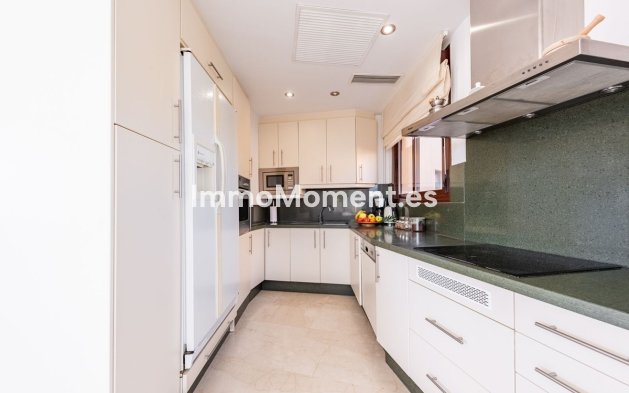 Reventa - Apartamento - Estepona  - Costalita