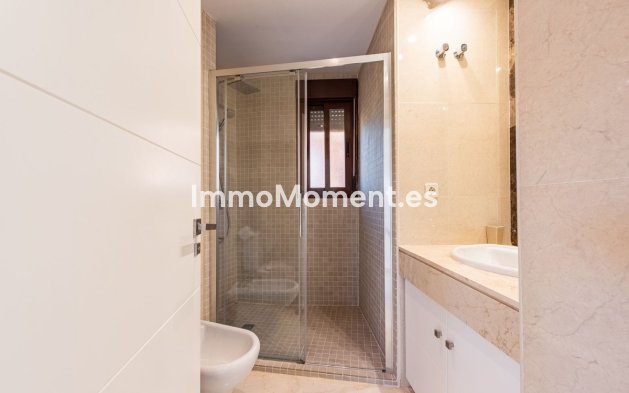 Reventa - Apartamento - Estepona  - Costalita