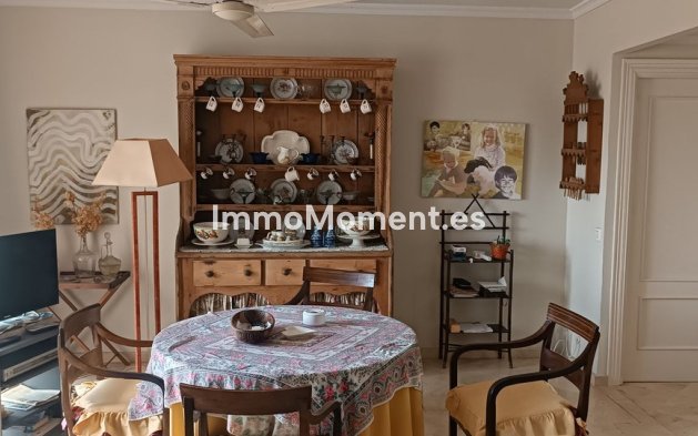 Resale - Apartment - Marbella - Guadalmina Alta