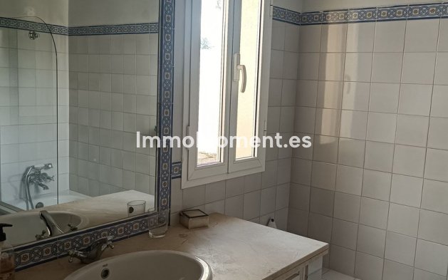 Resale - Apartment - Marbella - Guadalmina Alta