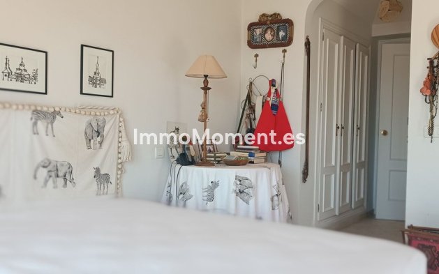 Resale - Apartment - Marbella - Guadalmina Alta