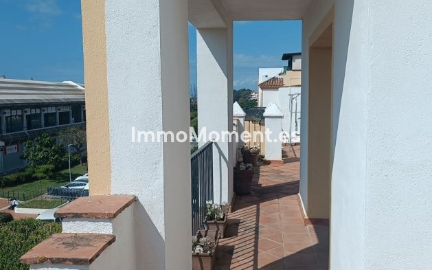 Resale - Apartment - Marbella - Guadalmina Alta