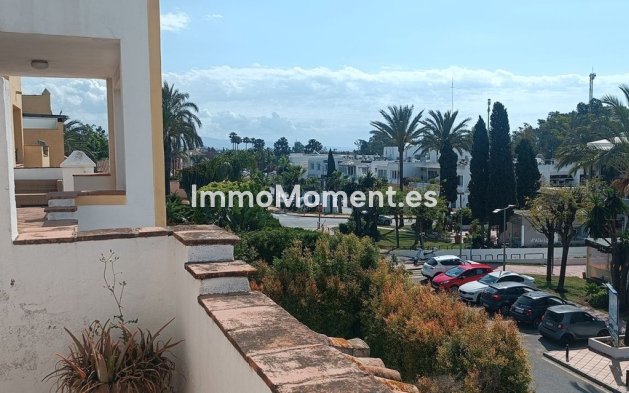 Resale - Apartment - Marbella - Guadalmina Alta