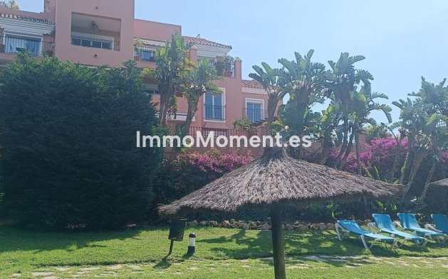 Resale - Apartment - Marbella - Guadalmina Alta