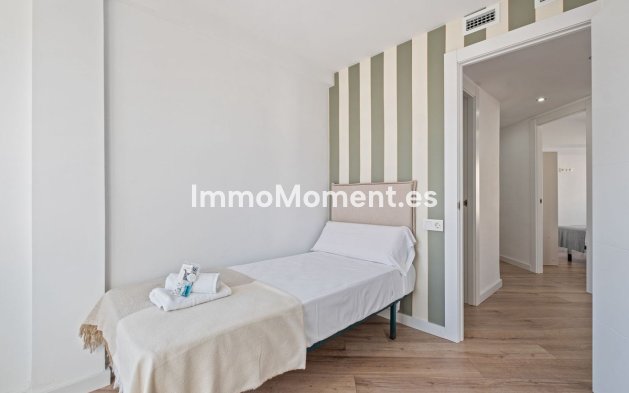 Reventa - Apartamento - Málaga - Málaga Centro