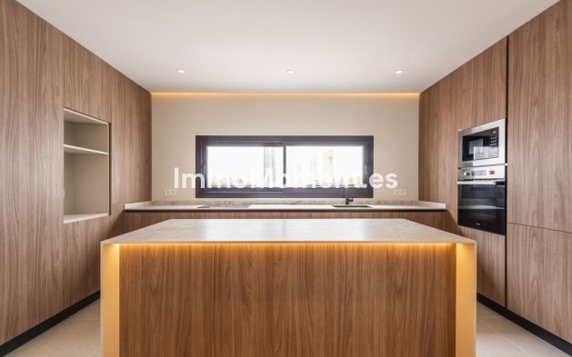 Revente - Appartement - Estepona  - Estepona Centro