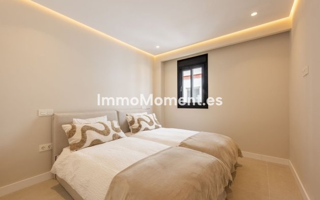 Revente - Appartement - Estepona  - Estepona Centro