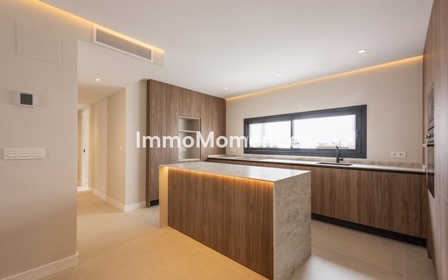 Revente - Appartement - Estepona  - Estepona Centro