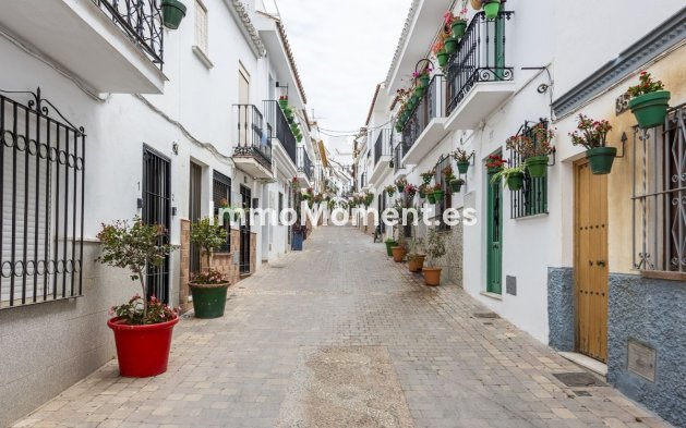 Revente - Appartement - Estepona  - Estepona Centro